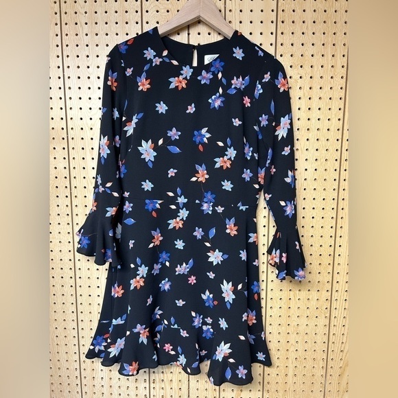 - Elizabet J Long Sleeve Floral Print Dress - Picture 1 of 5